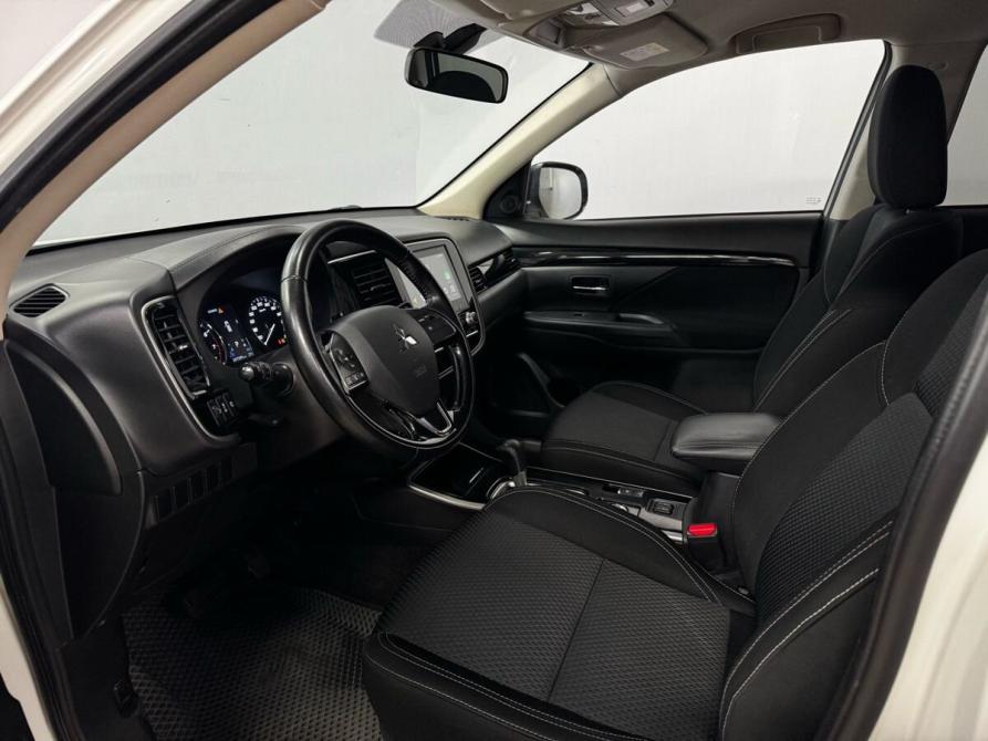 Mitsubishi Outlander III Рестайлинг 3 Уфа  - изображение 13
