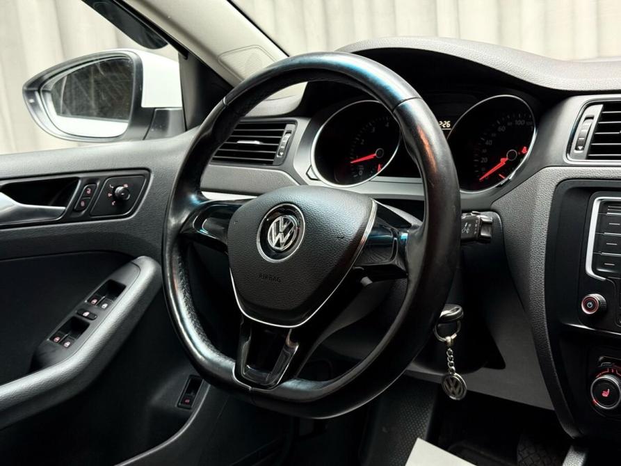 Volkswagen Jetta VI Рестайлинг Ижевск  - изображение 11