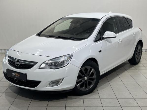 Opel Astra J с пробегом 2011 года, цена 604 500 рублей, 216000 км, хэтчбек, Автокод Объявления