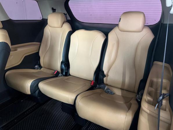 Kia Carnival IV с пробегом 2021 года, цена 3 700 000 рублей, 49142 км, минивэн, Автокод Объявления