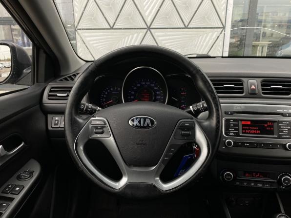 Kia Rio III Рестайлинг с пробегом 2016 года, цена 939 000 рублей, 171207 км, седан, Автокод Объявления