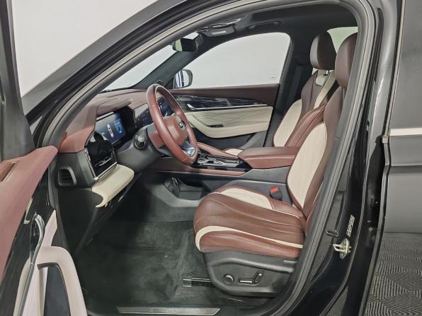 Geely Monjaro I с пробегом 2023 года, цена 2 999 000 рублей, 52345 км, внедорожник, Автокод Объявления