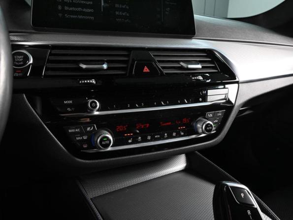 BMW 5 серии VII (G30/G31/G38) с пробегом 2019 года, цена 4 239 000 рублей, 86881 км, седан, Автокод Объявления