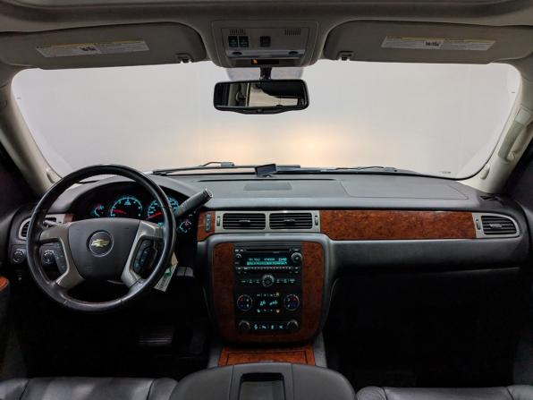 Chevrolet Tahoe III с пробегом 2013 года, цена 3 000 000 рублей, 86663 км, внедорожник, Автокод Объявления