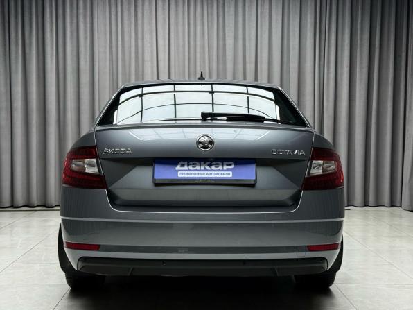 Skoda Octavia III (A7) Рестайлинг с пробегом 2018 года, цена 2 169 000 рублей, 158481 км, лифтбек, Автокод Объявления
