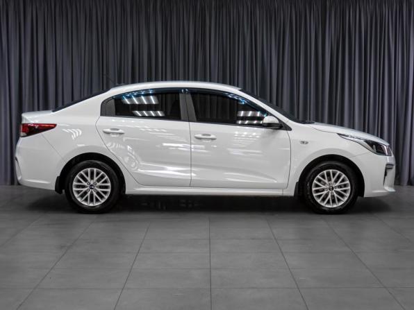 Kia Rio IV с пробегом 2017 года, цена 1 344 000 рублей, 108477 км, седан, Автокод Объявления