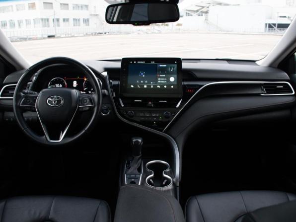 Toyota Camry VIII (XV70) Рестайлинг с пробегом 2022 года, цена 3 098 000 рублей, 103936 км, седан, Автокод Объявления