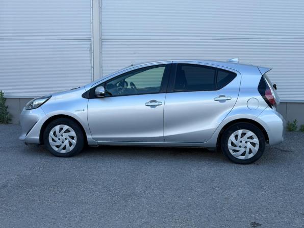 Toyota Aqua I Рестайлинг 2 с пробегом 2018 года, цена 1 090 000 рублей, 115082 км, хэтчбек, Автокод Объявления