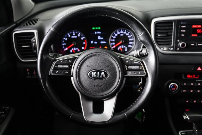 Kia Sportage IV Рестайлинг с пробегом 2021 года, цена 2 450 000 рублей, 86502 км, внедорожник, Автокод Объявления