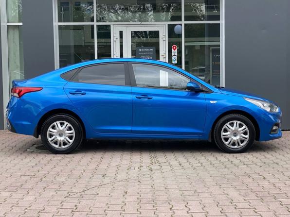 Hyundai Solaris II с пробегом 2017 года, цена 999 000 рублей, 171000 км, седан, Автокод Объявления