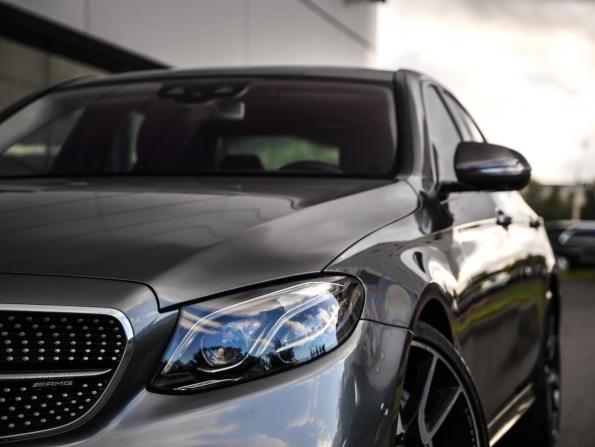 Mercedes-Benz E-Класс AMG V (W213) с пробегом 2018 года, цена 3 299 000 рублей, 242976 км, седан, Автокод Объявления