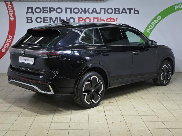 Volkswagen Tiguan III (China Market) с пробегом 2024 года, цена 4 690 000 рублей, 15000 км, внедорожник, Автокод Объявления