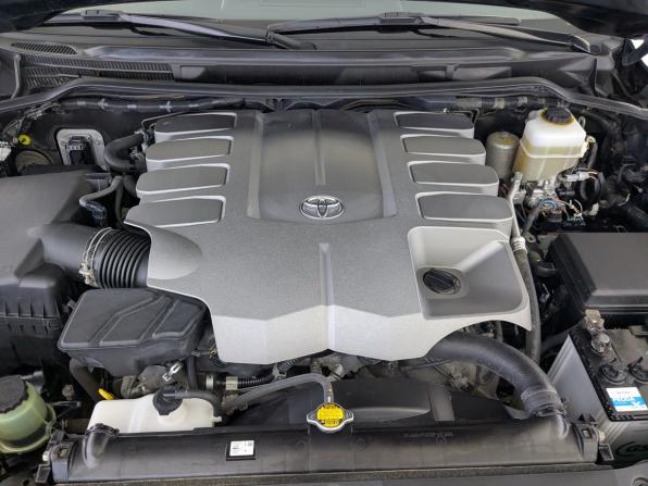 Toyota Land Cruiser 200 Series Рестайлинг 2 с пробегом 2016 года, цена 5 880 000 рублей, 107558 км, внедорожник, Автокод Объявления