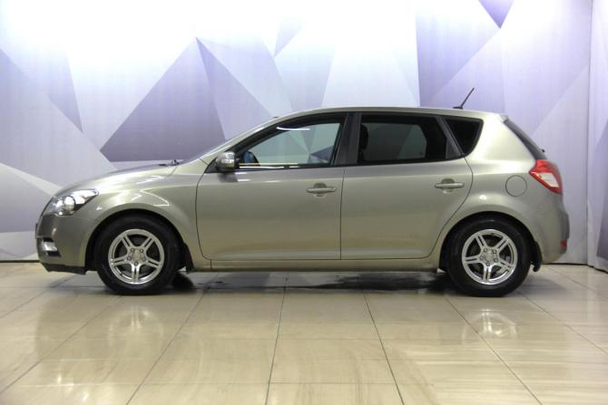 Kia Ceed I Рестайлинг с пробегом 2010 года, цена 743 000 рублей, 214000 км, хэтчбек, Автокод Объявления