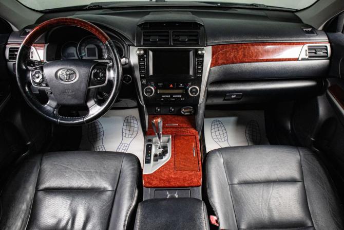 Toyota Camry VII (XV50) с пробегом 2012 года, цена 1 569 000 рублей, 351000 км, седан, Автокод Объявления