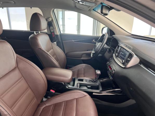 Kia Sorento III Prime Рестайлинг с пробегом 2019 года, цена 3 050 000 рублей, 140750 км, внедорожник, Автокод Объявления