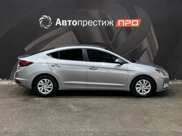 Hyundai Elantra VI (AD) Рестайлинг с пробегом 2020 года, цена 1 590 000 рублей, 105000 км, седан, Автокод Объявления