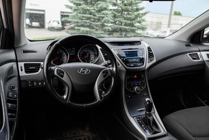 Hyundai Elantra V (MD) Рестайлинг с пробегом 2015 года, цена 949 000 рублей, 198452 км, седан, Автокод Объявления