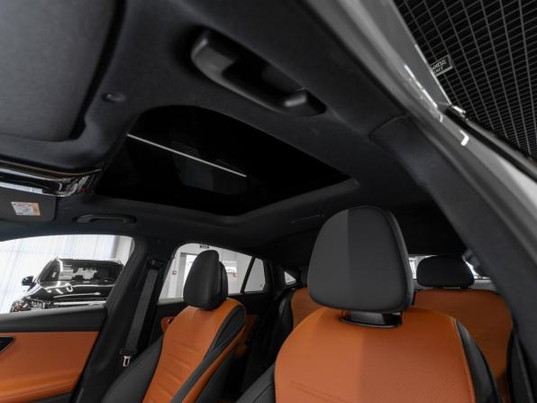 Mercedes-Benz GLC II (X254) с пробегом 2026 года, цена 9 700 000 рублей, 19 км, внедорожник, Автокод Объявления