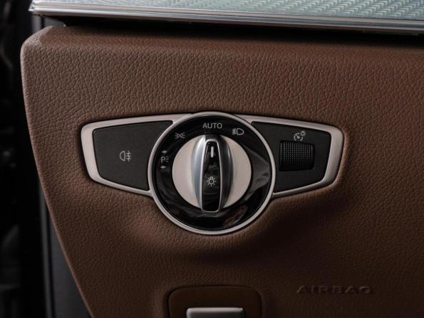 Mercedes-Benz E-Класс V (W213 S213 C238) Рестайлинг с пробегом 2021 года, цена 6 199 000 рублей, 75339 км, седан, Автокод Объявления
