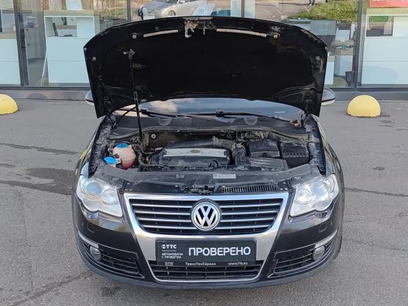 Volkswagen Passat B6 с пробегом 2010 года, цена 649 000 рублей, 220502 км, седан, Автокод Объявления