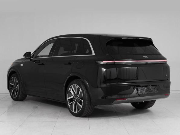 Li Auto (Lixiang) L7 I Рестайлинг с пробегом 2025 года, цена 7 329 000 рублей, 4 км, внедорожник, Автокод Объявления