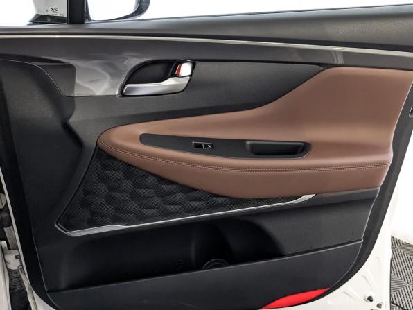 Hyundai Santa Fe IV Рестайлинг с пробегом 2021 года, цена 4 055 000 рублей, 43324 км, внедорожник, Автокод Объявления