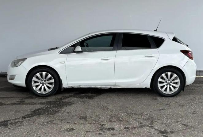 Opel Astra J с пробегом 2012 года, цена 599 000 рублей, 183638 км, хэтчбек, Автокод Объявления