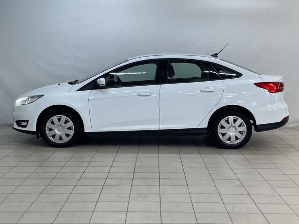 Ford Focus III Рестайлинг с пробегом 2019 года, цена 1 449 000 рублей, 61118 км, седан, Автокод Объявления