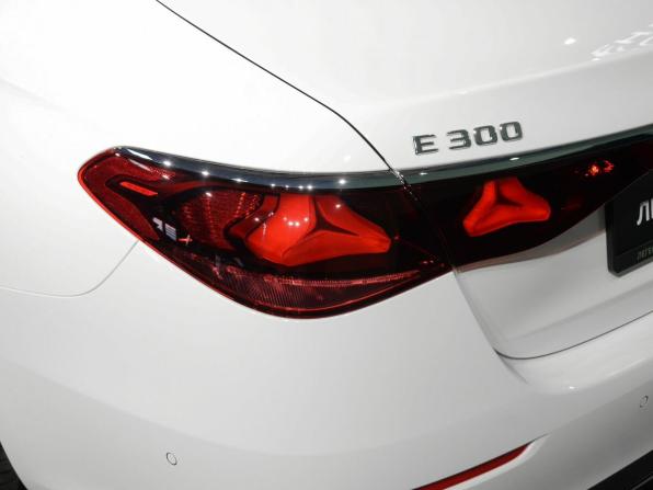 Mercedes-Benz E-Класс VI (W214 S214) с пробегом 2024 года, цена 7 990 000 рублей, 101 км, седан, Автокод Объявления
