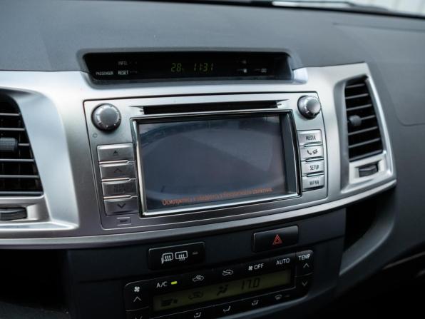 Toyota Hilux VII Рестайлинг с пробегом 2015 года, цена 3 070 000 рублей, 271891 км, offers.body_type.unknown, Автокод Объявления