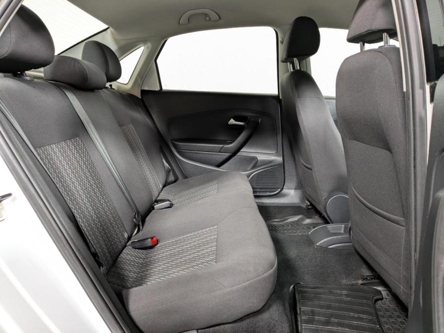 Volkswagen Polo V Рестайлинг Екатеринбург  - изображение 14