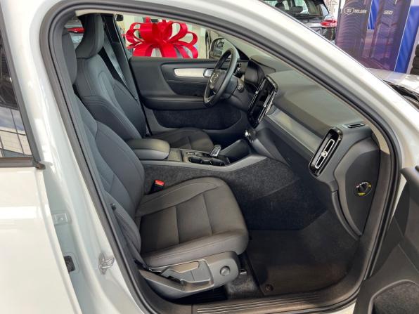 Volvo XC40 I с пробегом 2021 года, цена 3 235 000 рублей, 42431 км, внедорожник, Автокод Объявления