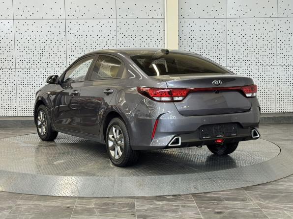 Kia Rio IV Рестайлинг с пробегом 2021 года, цена 1 220 000 рублей, 92933 км, седан, Автокод Объявления