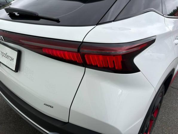 Omoda C5 I Рестайлинг с пробегом 2024 года, цена 1 800 000 рублей, 95000 км, внедорожник, Автокод Объявления
