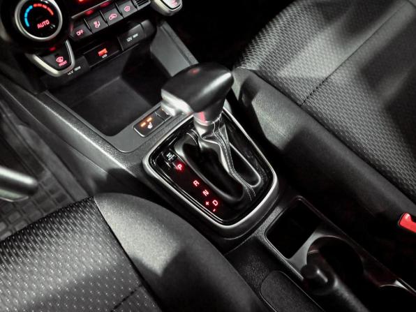 Kia Rio IV Рестайлинг с пробегом 2020 года, цена 1 700 000 рублей, 72154 км, седан, Автокод Объявления