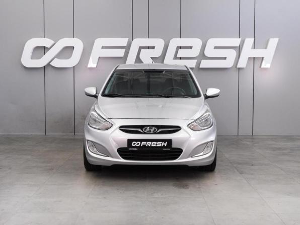 Hyundai Solaris I с пробегом 2012 года, цена 799 000 рублей, 201902 км, седан, Автокод Объявления