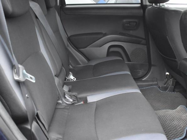Mitsubishi Outlander II Рестайлинг с пробегом 2011 года, цена 690 000 рублей, 216421 км, внедорожник, Автокод Объявления