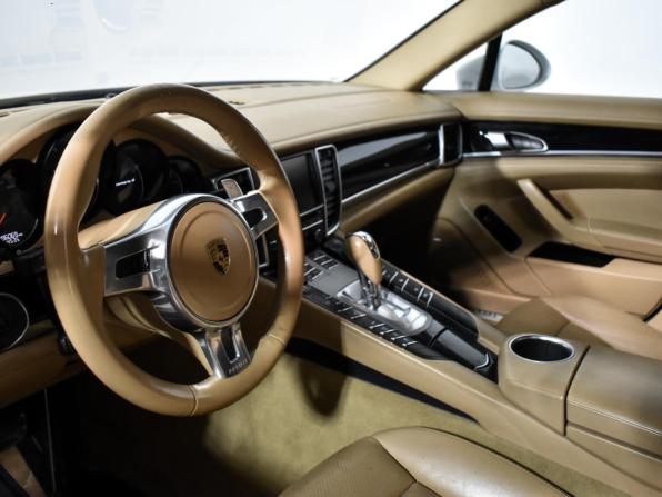 Porsche Panamera I Рестайлинг с пробегом 2016 года, цена 2 750 000 рублей, 196068 км, лифтбек, Автокод Объявления