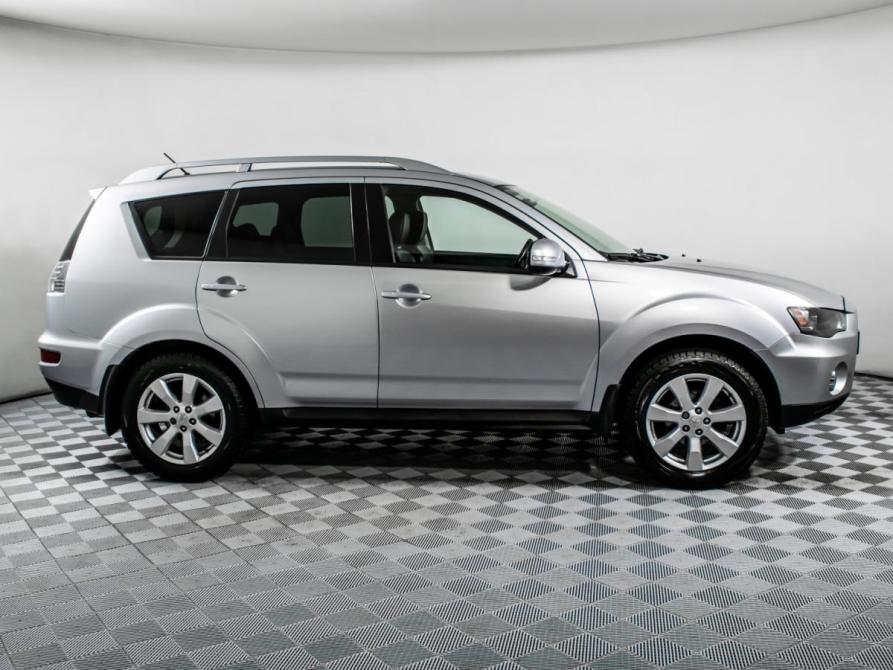 Mitsubishi Outlander II Рестайлинг Москва  - изображение 4