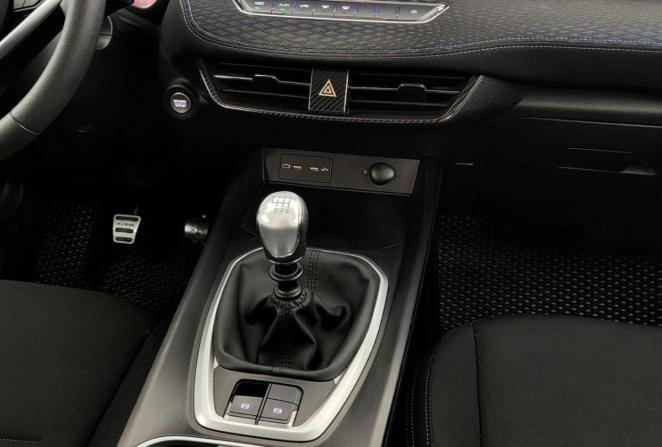 Haval Jolion I Рестайлинг с пробегом 2024 года, цена 1 830 000 рублей, 20300 км, внедорожник, Автокод Объявления