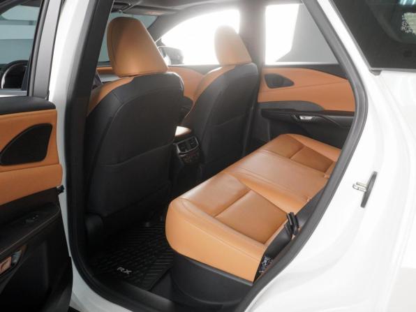 Lexus RX V с пробегом 2023 года, цена 7 899 000 рублей, 81438 км, внедорожник, Автокод Объявления
