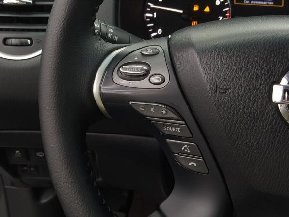 Nissan Pathfinder IV с пробегом 2015 года, цена 1 819 000 рублей, 162371 км, внедорожник, Автокод Объявления