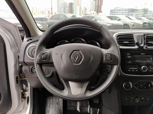 Renault Sandero II с пробегом 2018 года, цена 1 250 000 рублей, 27489 км, хэтчбек, Автокод Объявления