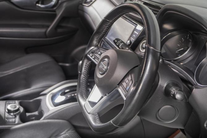 Nissan X-Trail III Рестайлинг с пробегом 2018 года, цена 1 929 000 рублей, 165000 км, внедорожник, Автокод Объявления