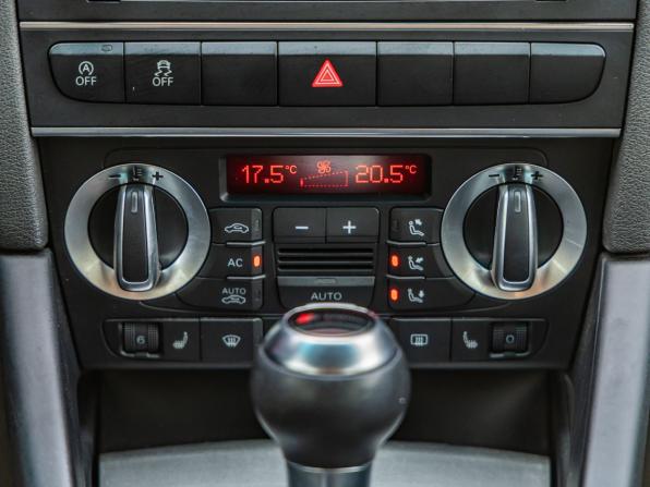 Audi A3 II (8P) Рестайлинг 2 с пробегом 2011 года, цена 898 000 рублей, 170221 км, хэтчбек, Автокод Объявления