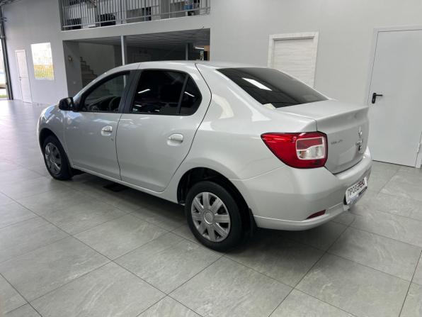 Renault Logan II с пробегом 2015 года, цена 630 000 рублей, 227000 км, седан, Автокод Объявления