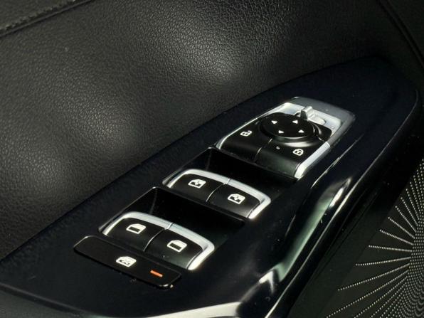 Kia K5 III с пробегом 2021 года, цена 2 599 000 рублей, 69819 км, седан, Автокод Объявления