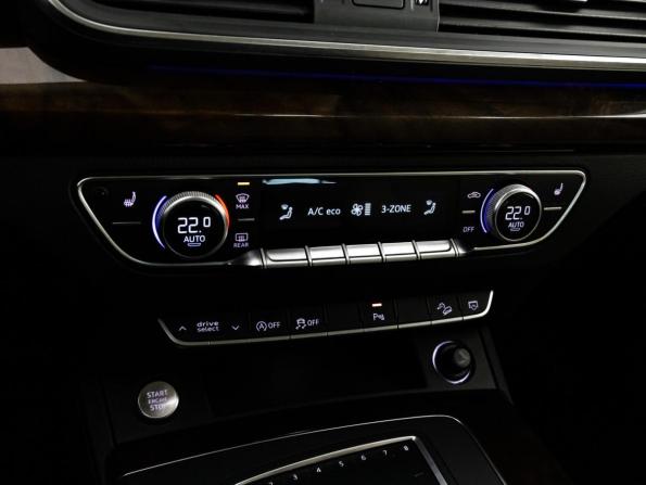 Audi Q5 II (FY) с пробегом 2017 года, цена 2 799 000 рублей, 173010 км, внедорожник, Автокод Объявления
