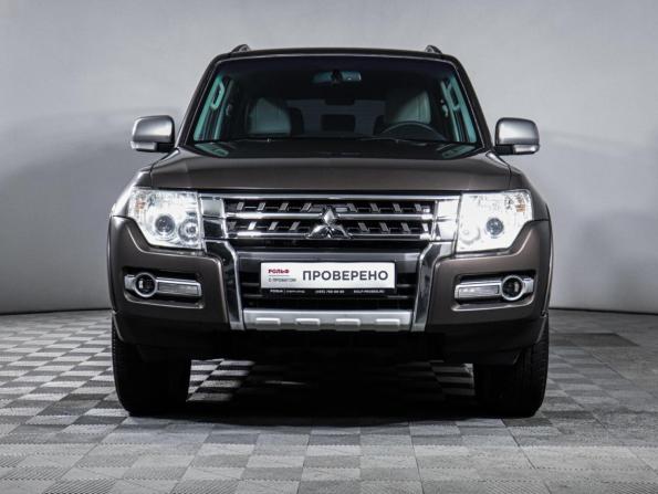 Mitsubishi Pajero IV Рестайлинг 2 с пробегом 2017 года, цена 2 599 000 рублей, 136657 км, внедорожник, Автокод Объявления